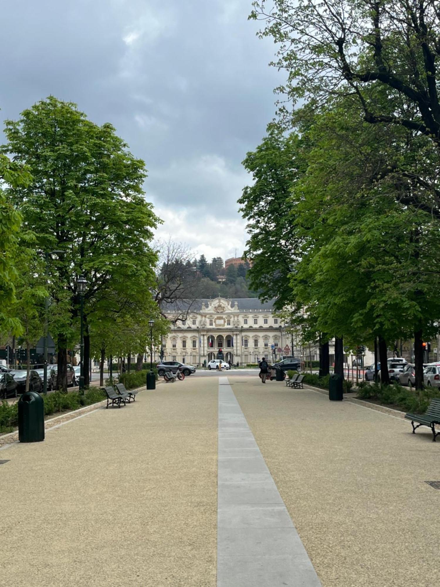 Casa Vale Parco Del Valentino Lägenhet Turin Exteriör bild